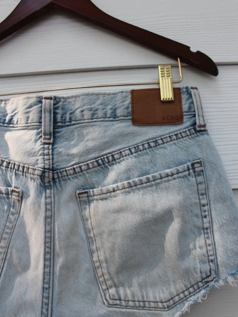 Aeropostale 90s Baggy High-Waisted Distressed Denim Shorts 6